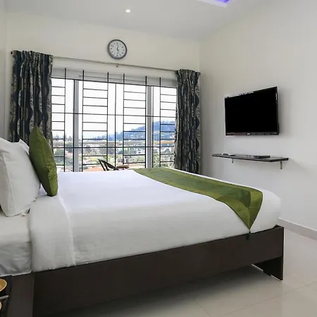 Treebo Light House, 900 Mtrs From Botanical Garden Hotel Ooty Exterior photo